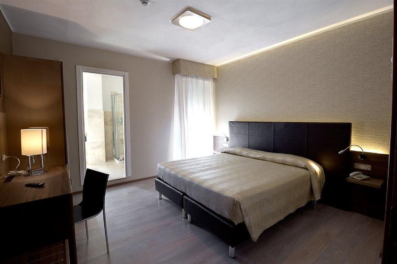 Hotel Park Кастільон-Фйорентіно Екстер'єр фото