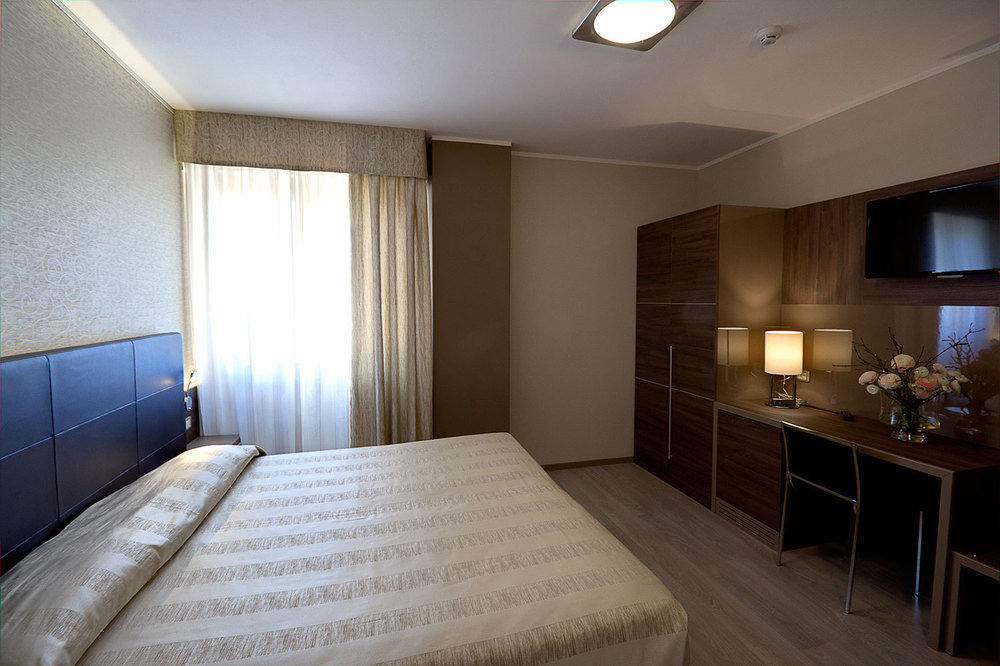 Hotel Park Кастільон-Фйорентіно Екстер'єр фото